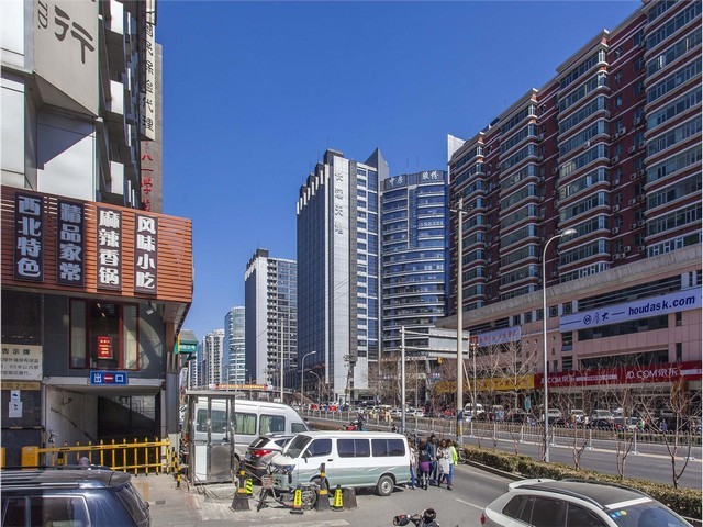 金属数控旋压机机身